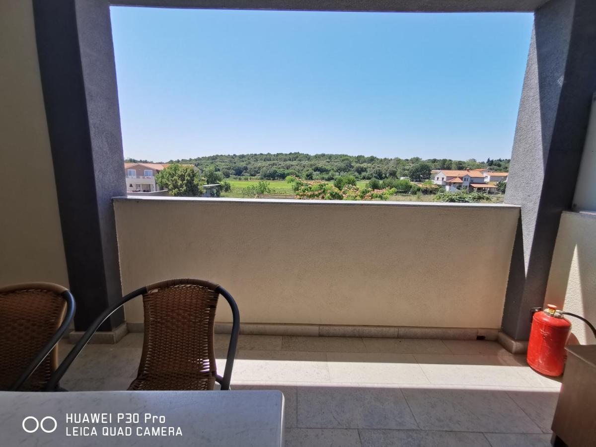 Apartmani Bradaric Pula Exterior photo