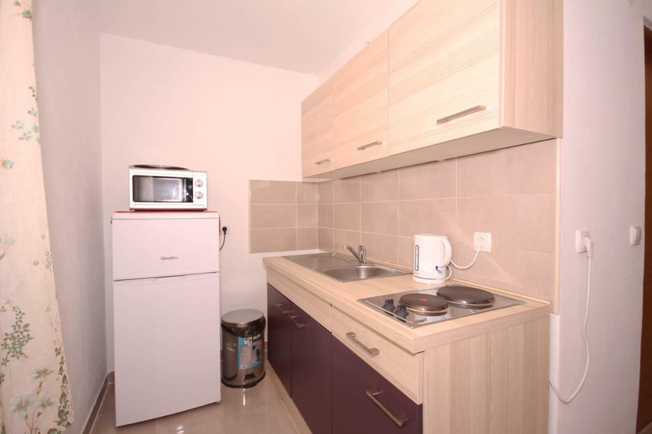 Apartmani Bradaric Pula Exterior photo